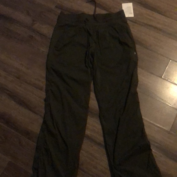 Victoria secret suite like new - Picture 4 of 5